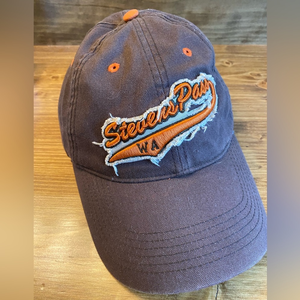 Stevens Pass ski area hat - one size
